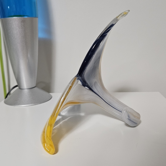 Large Blown Glass Flower - Picture 6 of 9